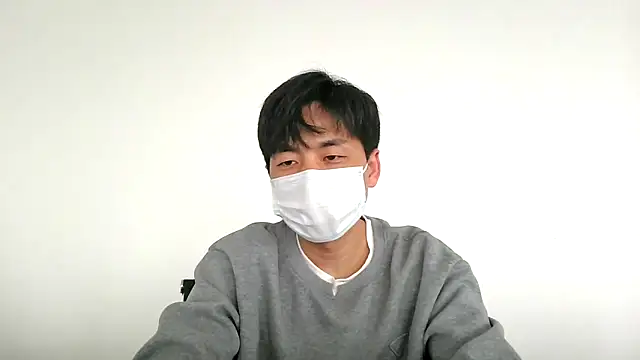 Pokazy przed kamerką – kimze7