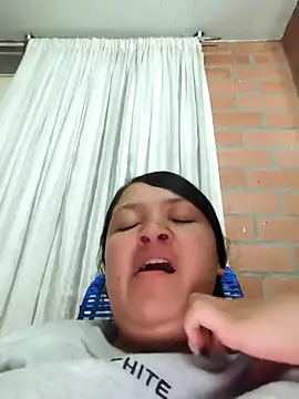 Czat XXX na żywo – Bloom_Dahlia