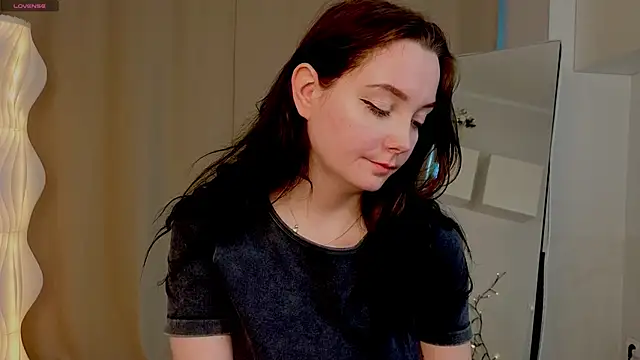 KaraNeagle: онлайн-секс-чат