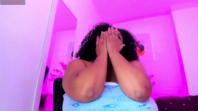 Ayliinn_'s Live XXX Chat