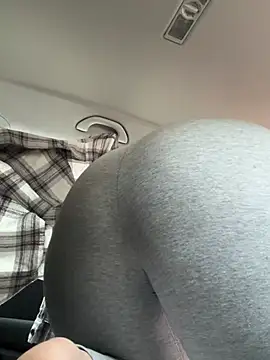 ladywithbigass Chat XXX live