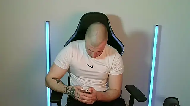 Telenokn Live XXX chat