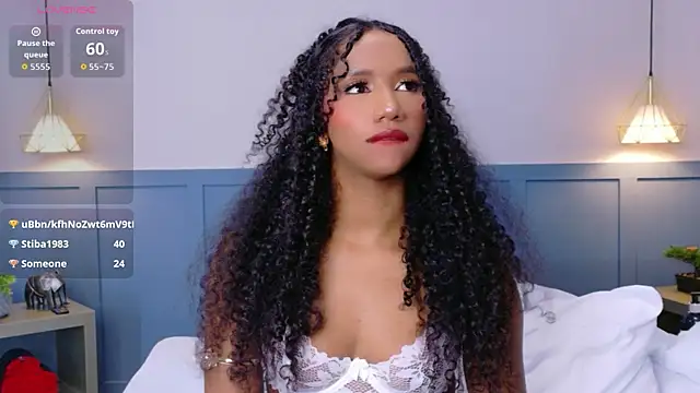 Chloe-Rose- Chat XXX in diretta