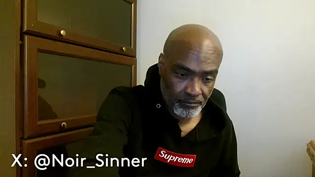 sinnernoir's Webcam Show