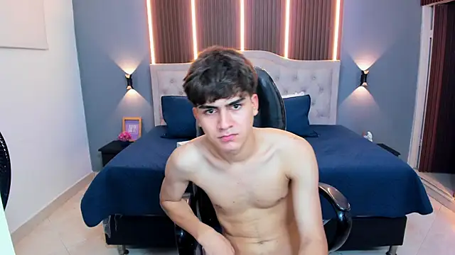 Chat XXX Live Tommy18__