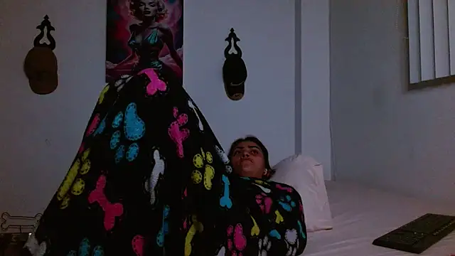 Czat XXX na żywo – Crystal_Star_