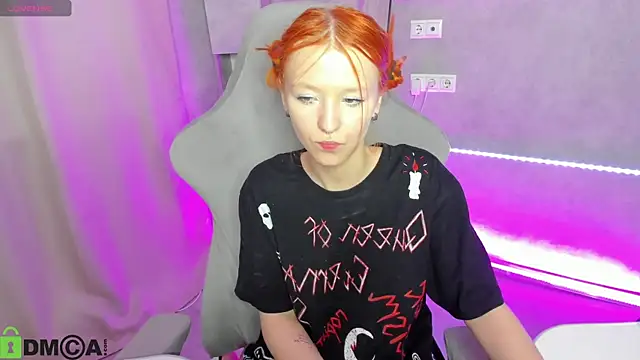 Czat XXX na żywo – Emma_Dusk