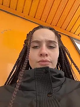 Chat +18 de KishaMur ao vivo