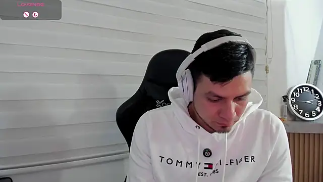 Rick_Adams: απευθείας συνομιλία ΧΧΧ