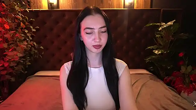 WildKittenX_ live XXX chat