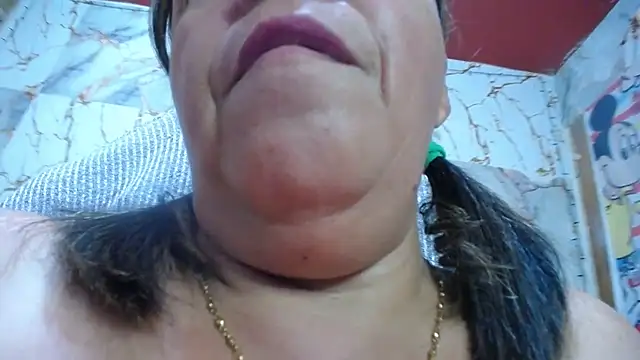 Czat XXX na żywo – alina_maturehot