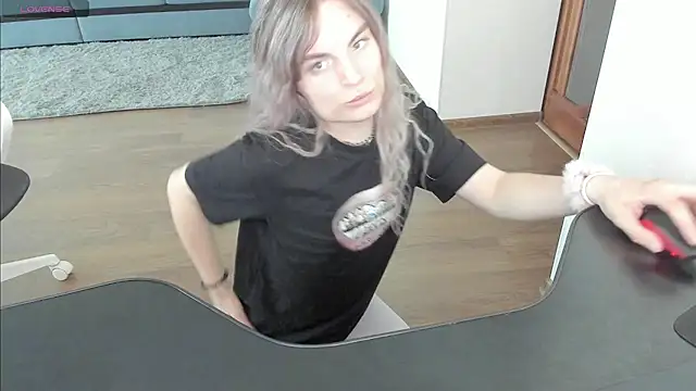 milliKira006 – Kamerová šou