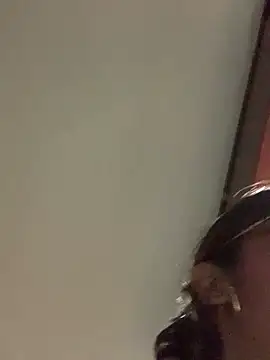 LilithMonette Adlı Modelin Canlı XXX Sohbeti