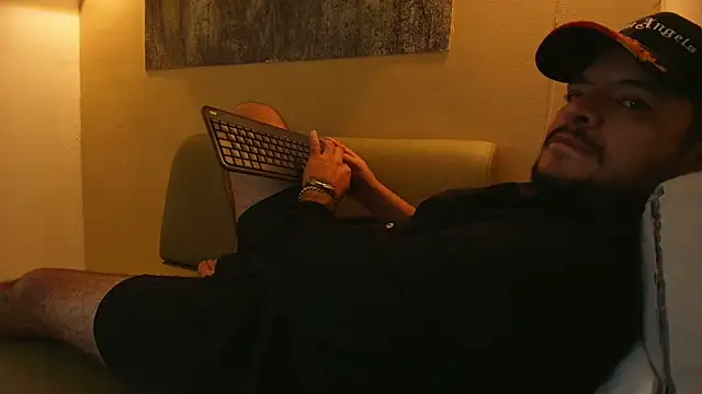 TROY_KIRK Live XXX-Chat