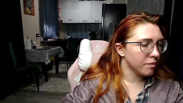 Chatroom XXX en direct de Reginasmilee