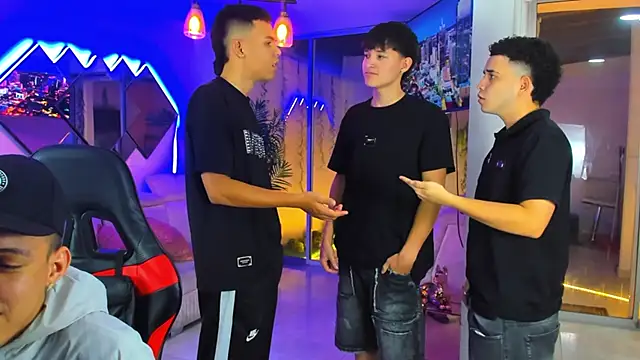 Houseofwarrios Chat XXX live