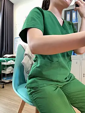 secretly_masturbating Show Webcam