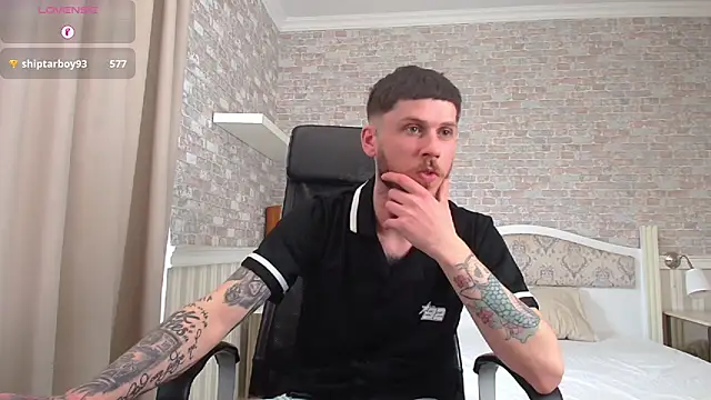 JonahShaw Adlı Modelin Web Kamerası Şovu