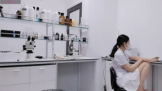 Show modela Kathylove_2023 na web-kameri