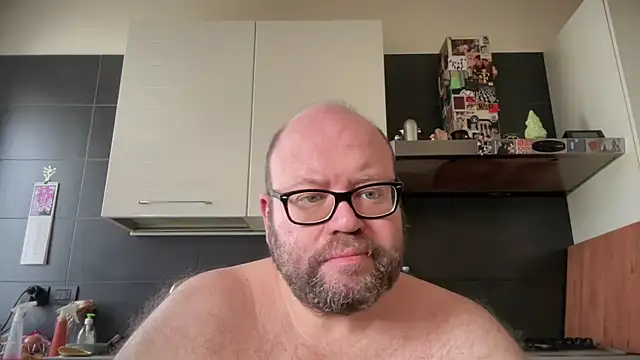 theitalianbear Webcam show