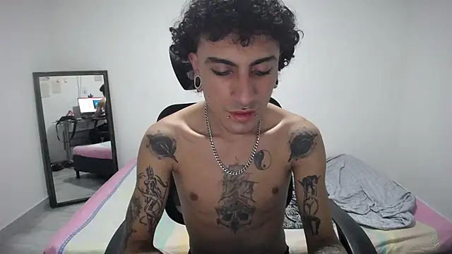 present_the_magic: διαδικτυακό σόου στην κάμερα