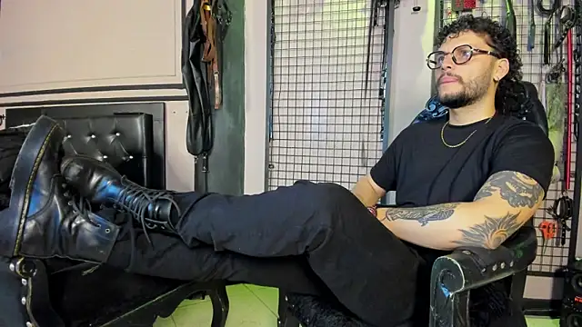 Twisted_Fantasy Chat XXX in diretta