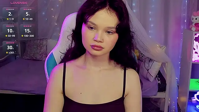 EmilyChaves: онлайн-секс-чат