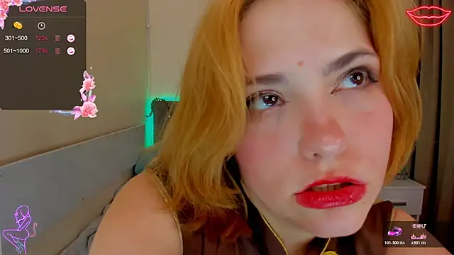 DellaRows Chat XXX live