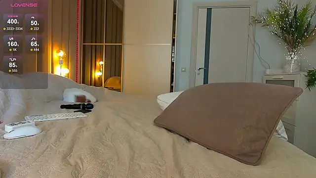 oh_juliee_'s Live XXX Chat