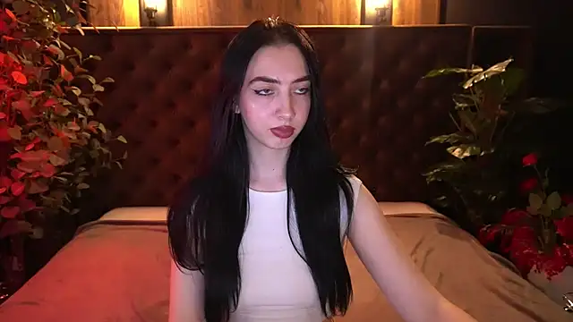 دردشة WildKittenX_ الجنسية المباشرة