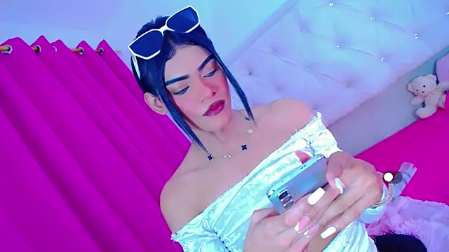 Theylor_Rouse Webcam show