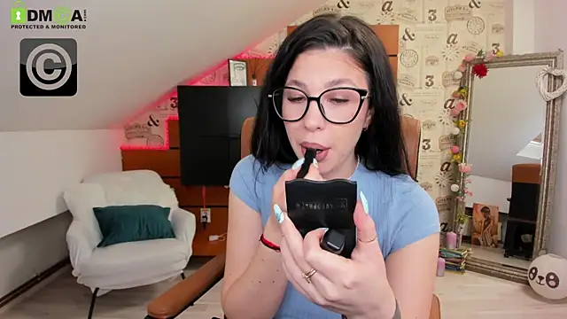 EmillyTaylor Chat XXX live