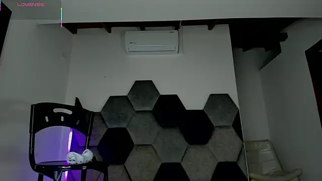 Latrellx7 ওয়েবক্যাম শো