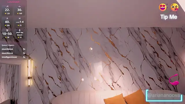 ArianaNova – Live XXX-chat