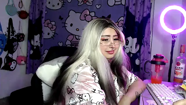 lussyevans24 – Live XXX-chat