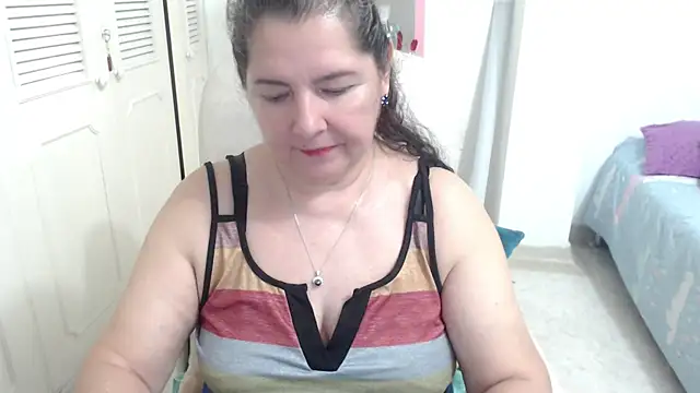 Chat XXX en directo de leonela_69