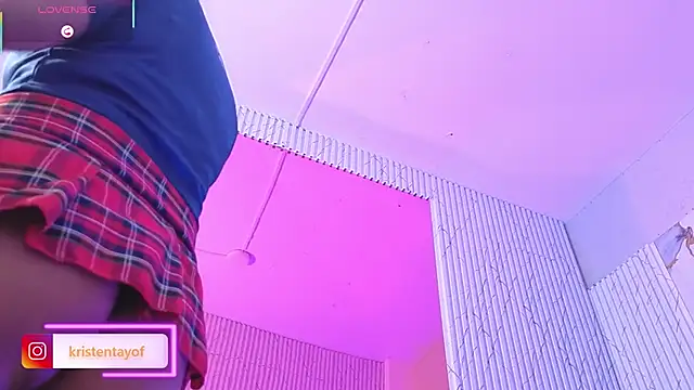 XXX chat uživo modela kristen_tay