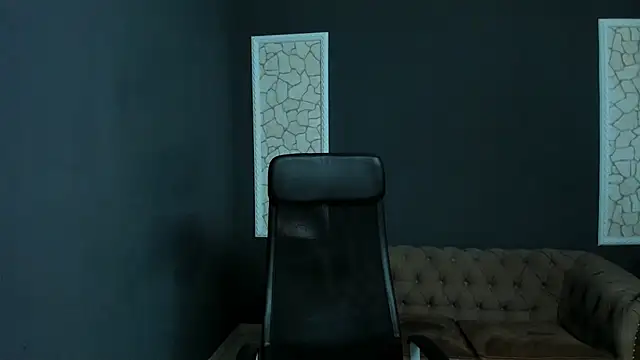 BrianHunts live XXX chat