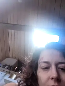 XXX chat uživo modela marijacucu