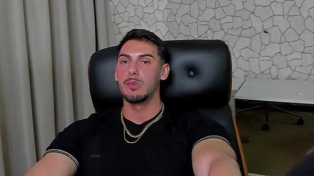 ClintMasters: онлайн-секс-чат