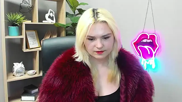 SweetLilyxo's Live XXX Chat