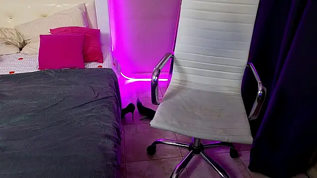 Karolisse's Live XXX Chat