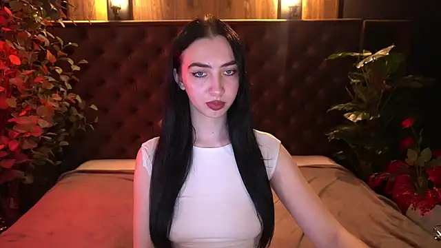 WildKittenX_'s Live XXX Chat