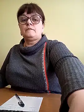 BrandiOhNight: онлайн-секс-чат