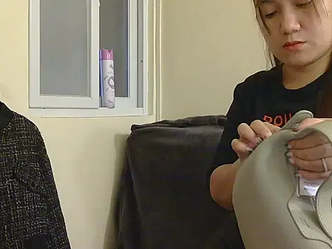 Lovelyclaya 现场XXX聊天