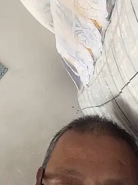 yaocaobi8: онлайн-секс-чат