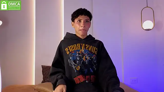 Chatroom XXX en direct de Velvet_An