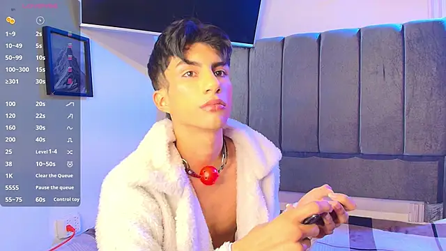 Czat XXX na żywo – Erick_Velveth