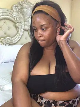 Czat XXX na żywo – KINKYBOOTI22