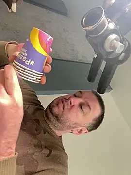 DorianJedayのライブXXXチャット